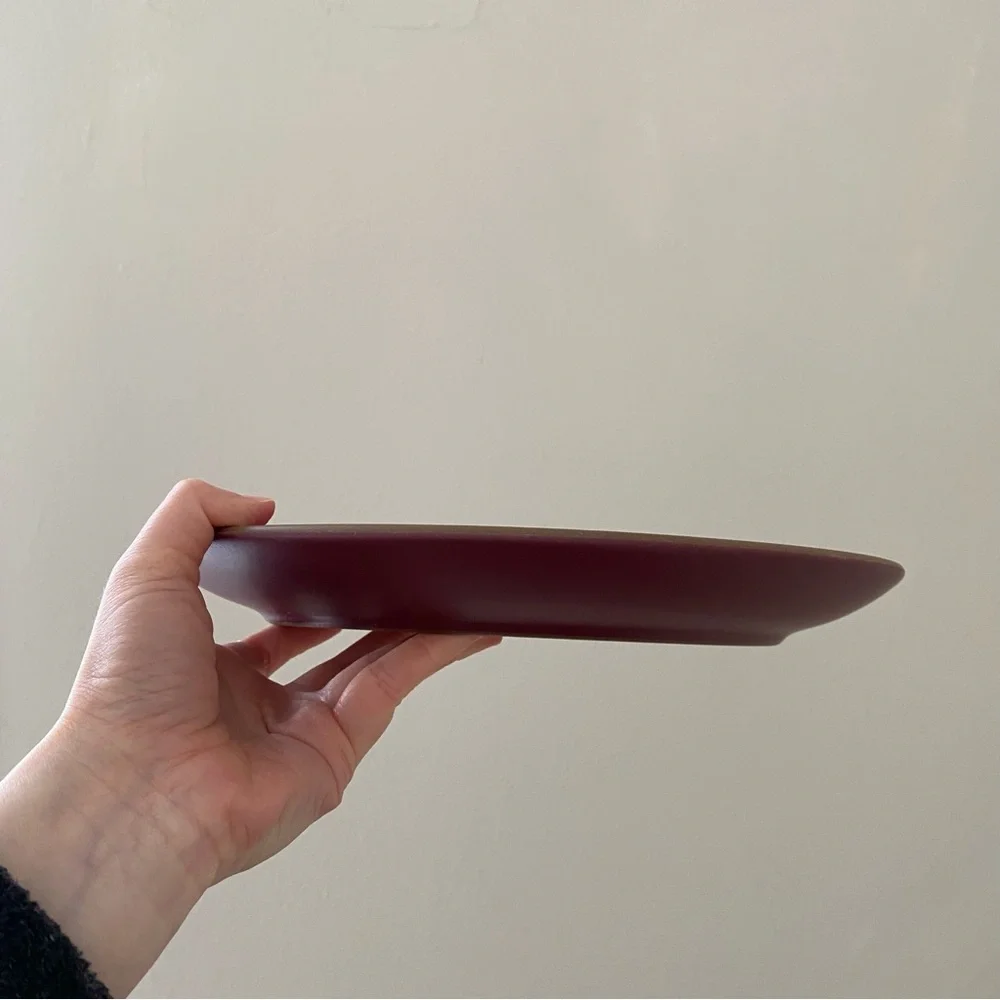 $68 New Heath Ceramics + Herman Miller Coupe Dinner Plate in Cranberry 11'' Dia